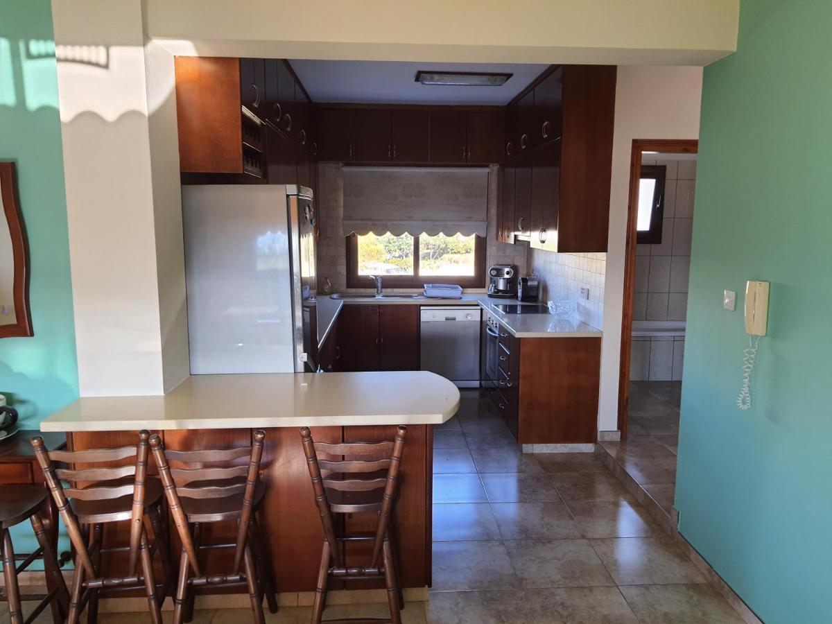 Joanna Sunset Apts Pomos Luaran gambar