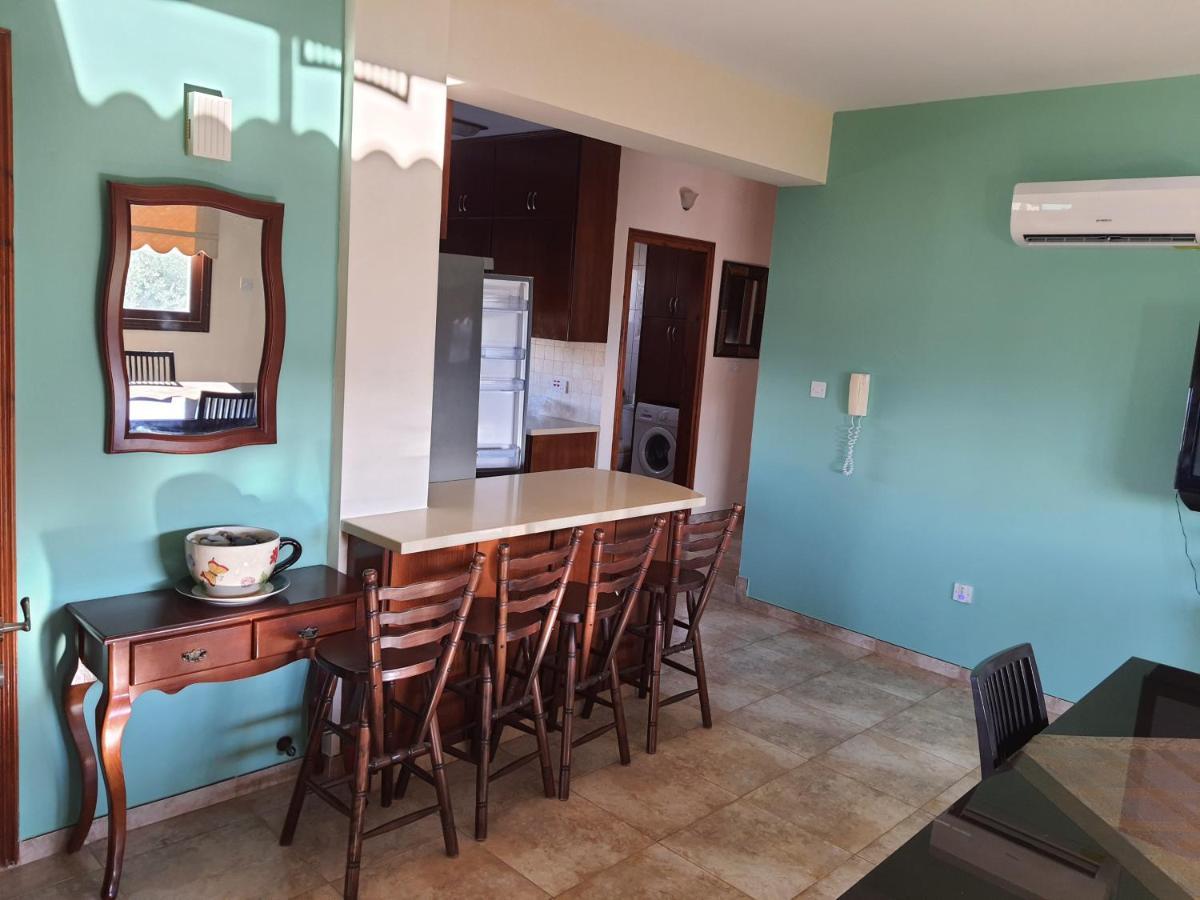 Joanna Sunset Apts Pomos Luaran gambar