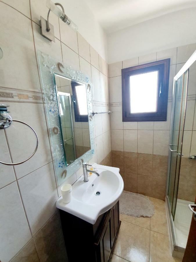 Joanna Sunset Apts Pomos Luaran gambar