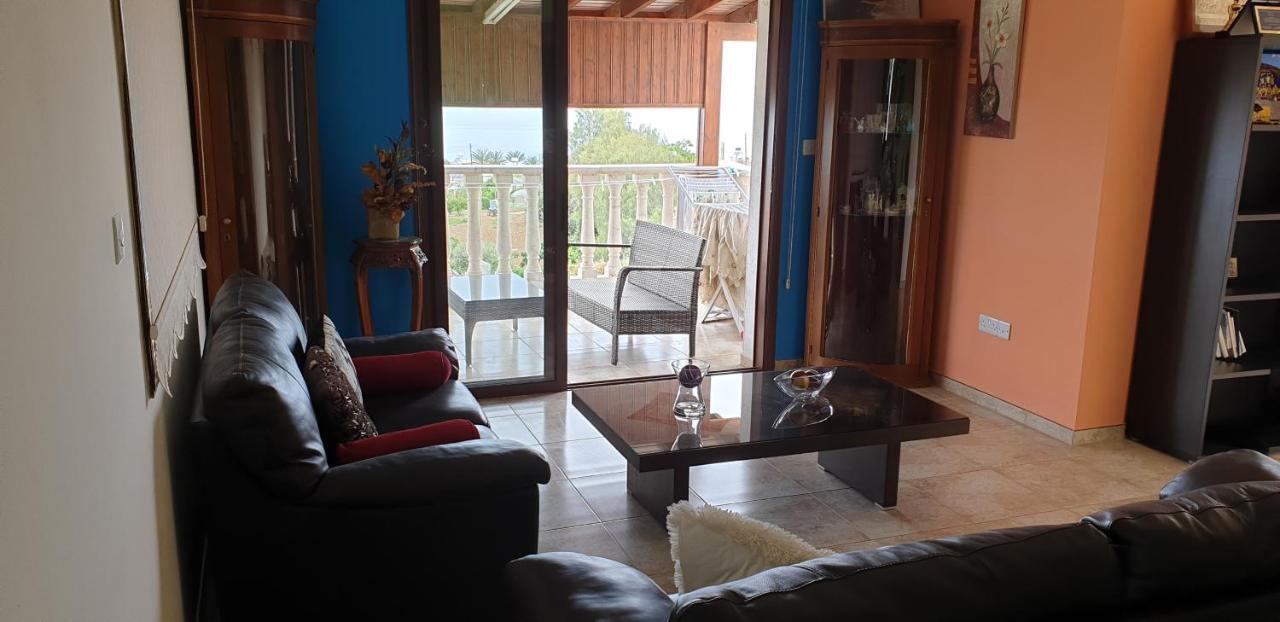 Joanna Sunset Apts Pomos Luaran gambar