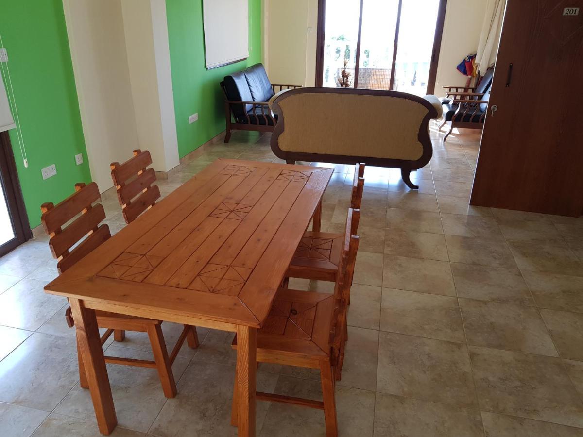 Joanna Sunset Apts Pomos Luaran gambar