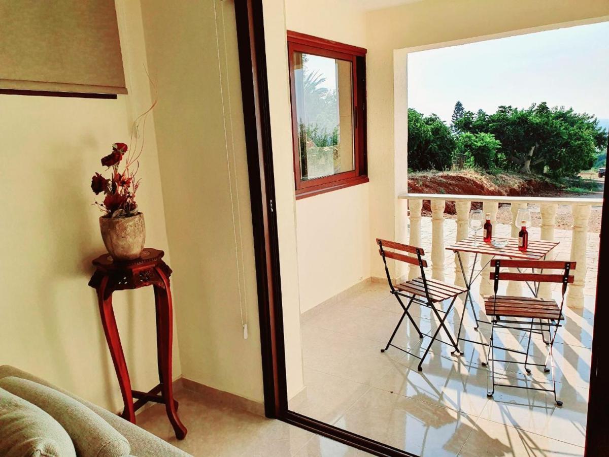 Joanna Sunset Apts Pomos Luaran gambar